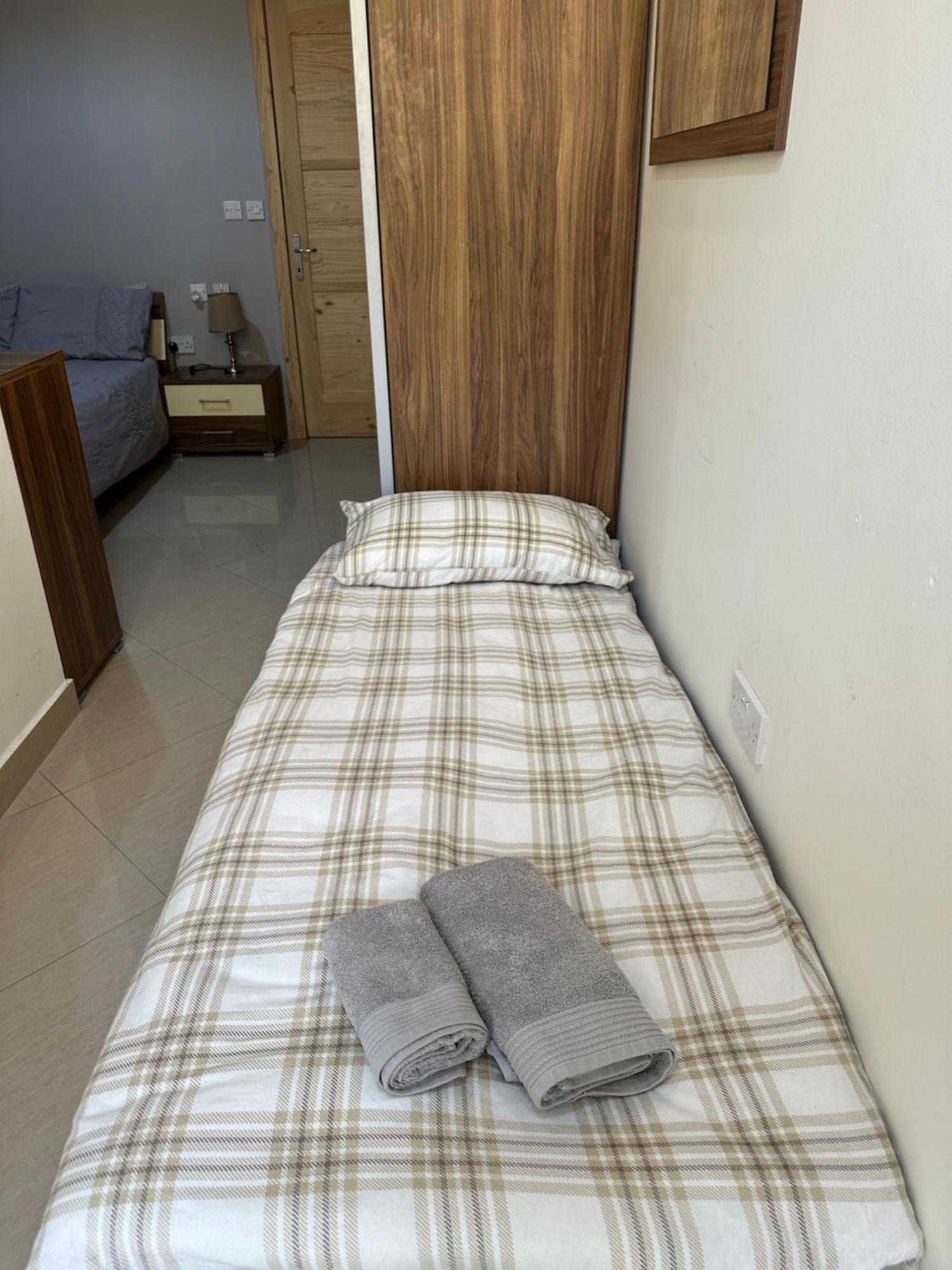 Ewa Apt - 3-Bedrooms Apt Near Sliema - St Julians Seafront Gzira Dış mekan fotoğraf